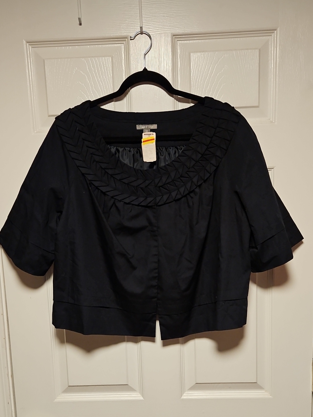 Apt. 9 Cropped Jacket with Pleated Stitched Collar